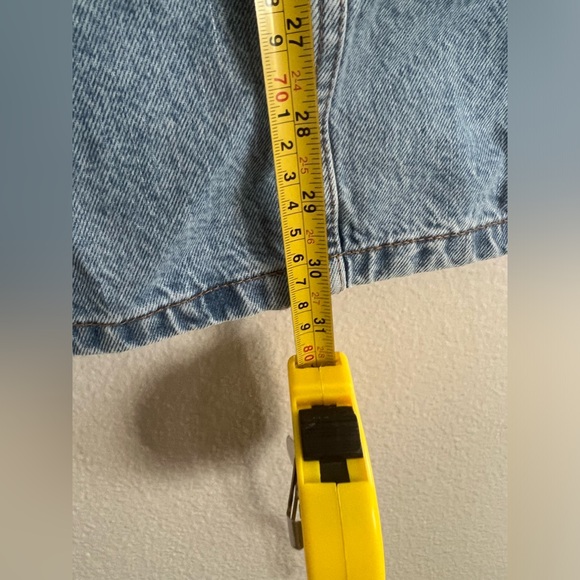 Abercrombie & Fitch
High Rise Denim Skirt - Picture 8 of 9